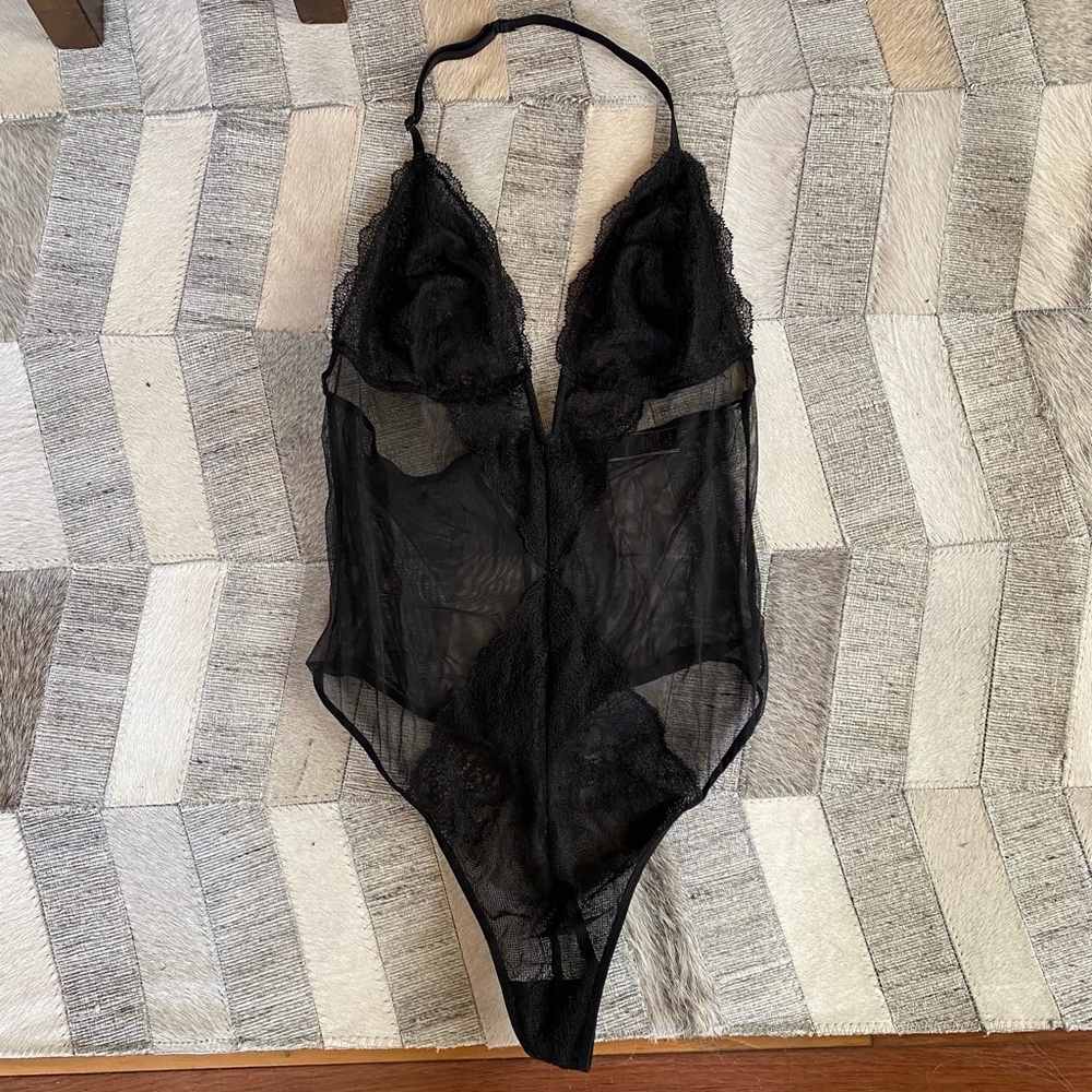 Victoria’s Secret lace black bodysuit womens size medium